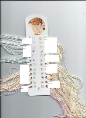 Quadro Mãe segurando Bebê Delicado BordadoPontoCruz 09