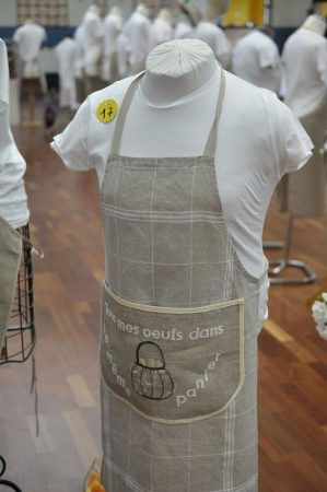 Avental BordadoPontoCruz 12